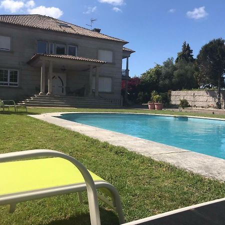 וילאנואבה דה ארוסה Villa Las Camelias מראה חיצוני תמונה