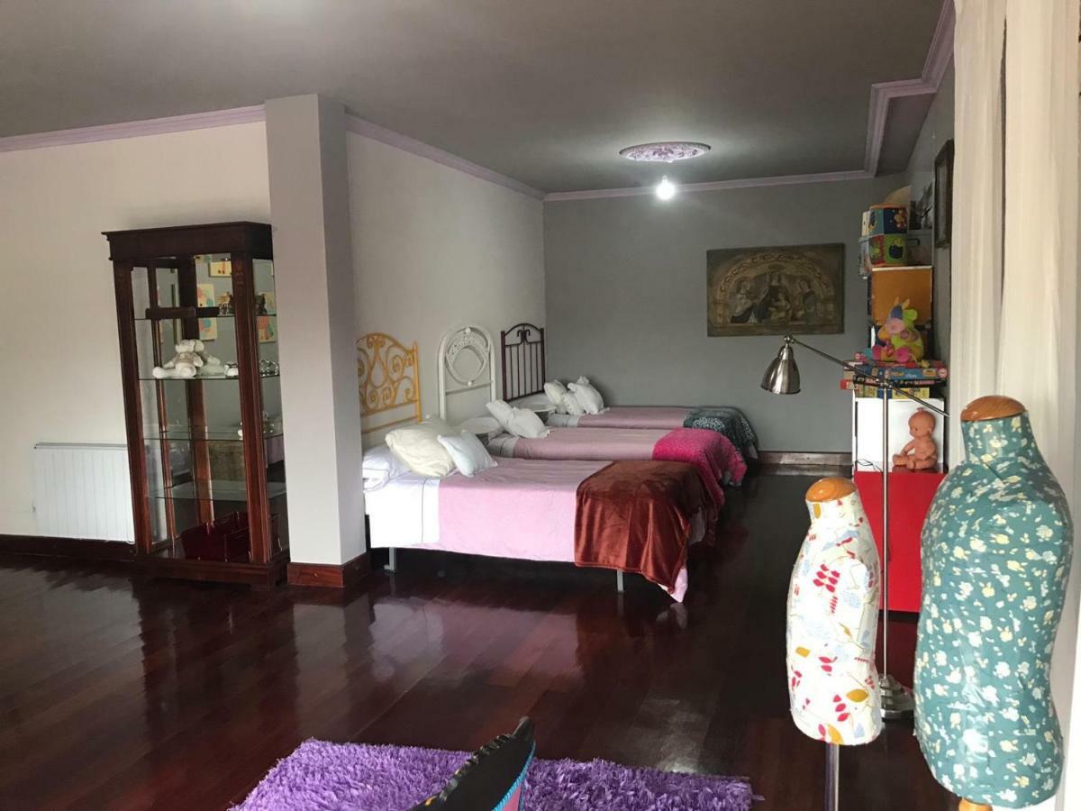וילאנואבה דה ארוסה Villa Las Camelias מראה חיצוני תמונה