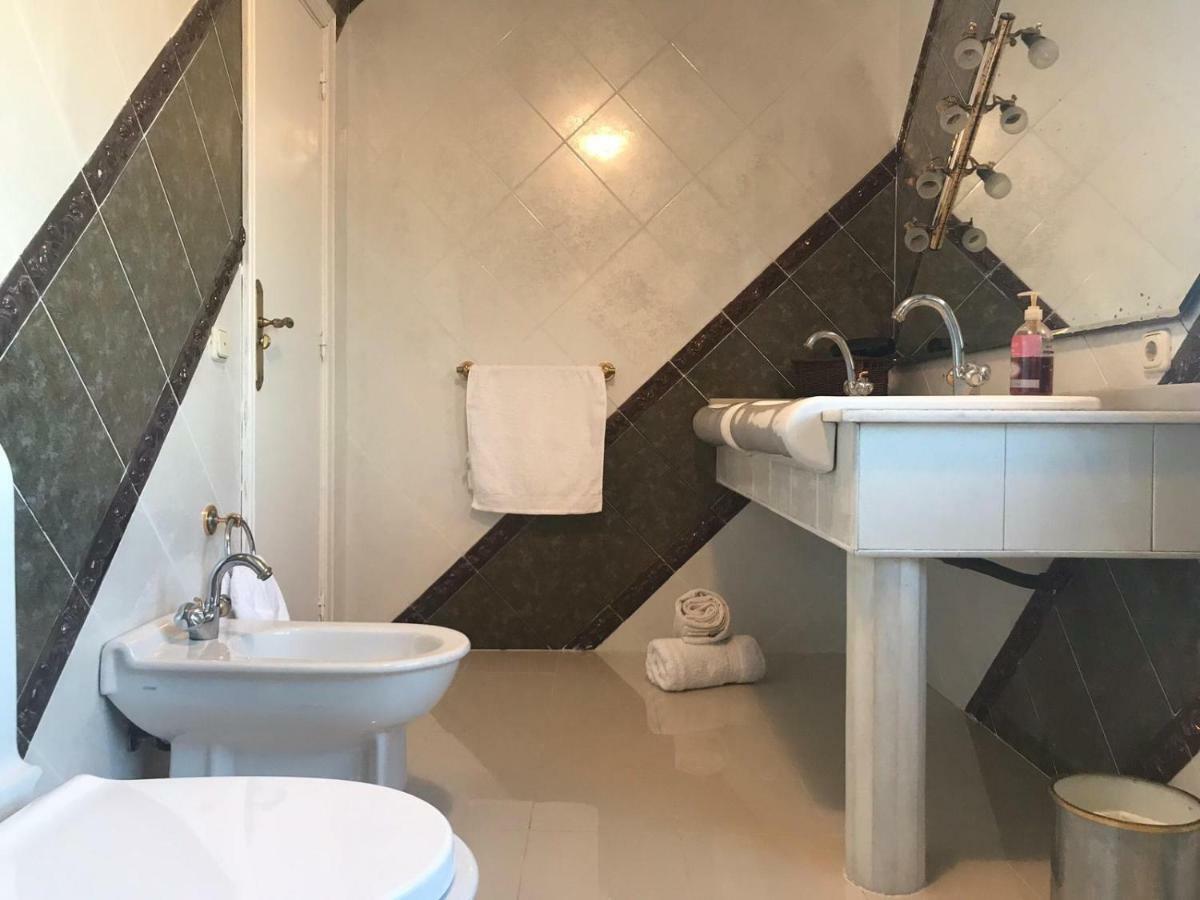 וילאנואבה דה ארוסה Villa Las Camelias מראה חיצוני תמונה